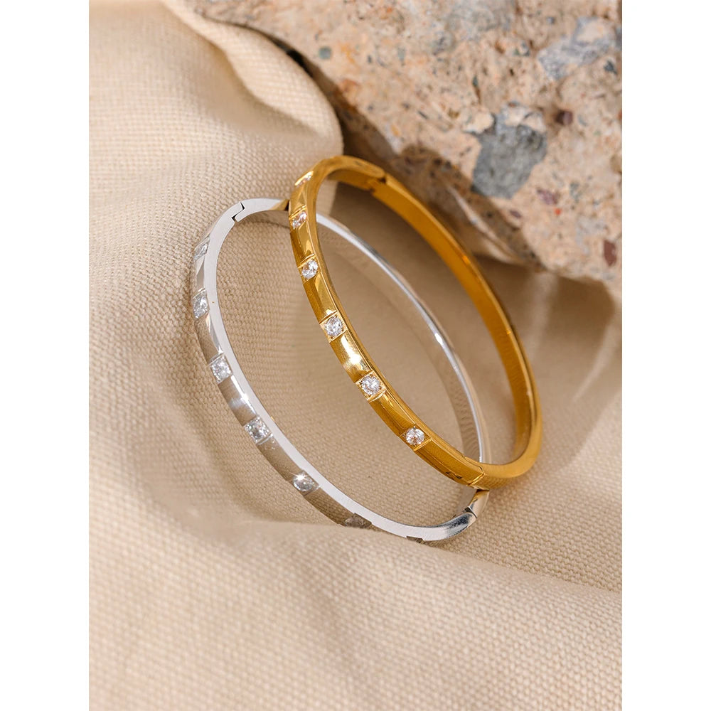 Bracelete Elegante com Zircônias